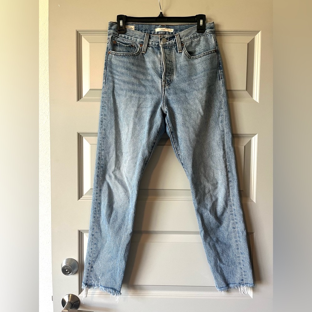 levis straight wedgie jeans